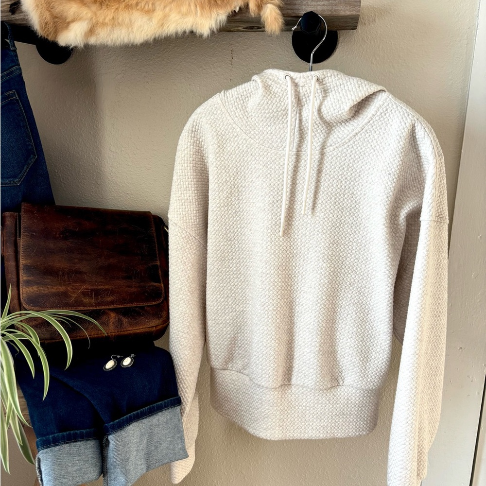 Old Navy Cream Textured Hoodie